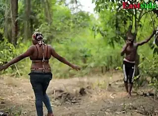 i fuck african ebony women outdoor