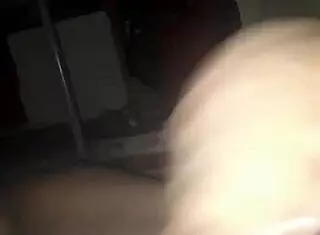 Se Masturba A Media Noche Casero