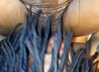Tht Pussy Good And Squirting Hard.