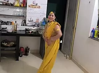 Sudhh Desi Romance Full Episode Featuring Asian Beauty in Photoshoot with Friend