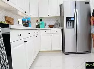 i, bratty stepsis kimmy kimm, tells stepbro im gonna need lotsa dick to get over my crush