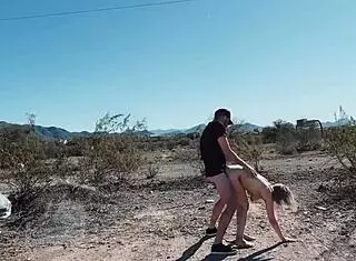 Amateurs Caught In Rough Desert Road Sex