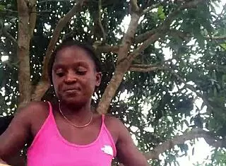 crazybitch unboxes package before strangers