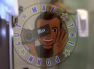 Jayden Black Rides Sybian to Quick Orgasm