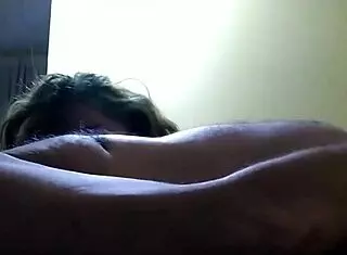 e-girl novinha ninfetinha danadinha levando leitinho na boquinha