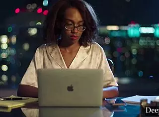 yo, me n oliver goin deeper with lacey, tryin wild kinks