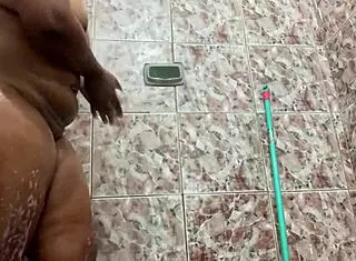 Woman with Giant Ass Twerks to Funk Music, Monster Cock Orgasm in Hardcore Sex