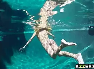 want to see jade jantzen in threesome?