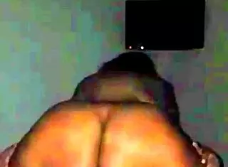 Claudia Gives Sentones And Reaches Orgasms In Doggystyle