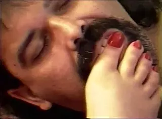 want to see cailleach mara get foot worship fuck and squirt?