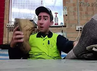 work sucks, but foot fantasies make it better!