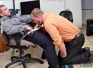 Straight Males Experience First Gay Sex Emotionally