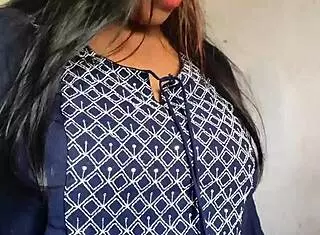 Desi prostitute BENDS OVER for client with HINDI DIRTY TALK