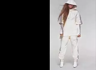 Intense Jerk Off Tribute to Beyonce in Ivy Park