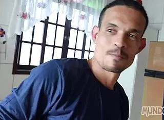 Want a bareback farewell with big cock?