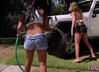 Hot babes jenna foxx and shy love fingering in a jeep 😍