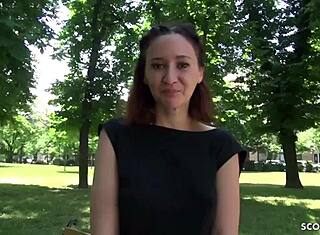 Немска скаутка - тънка 18+ Джина я чукат след уни