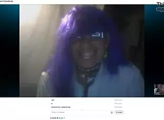 Carol Banderas Shows Off on Mexican Webcam