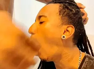 My Friend Came Asking For Tips And Ended Up Fucking Me Completely On Red Veenisoares