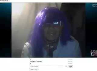 Carol Banderas Shows Off on Mexican Webcam