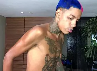 Primeira vez dela da f� branquinha levando dois pau na bucetinha