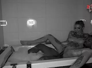 Cassidy Luxe na Rocket TV com Poderes do Foguete