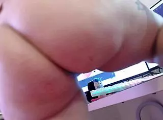 Close-Up Booty Tease With Curvy Milf