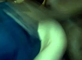 Смотри этот тройничок с моей белой транни-сукой и большим черным хуем