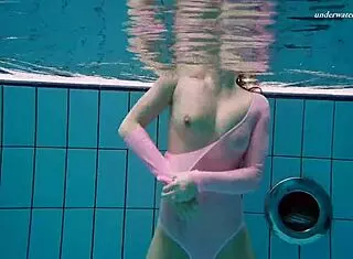 Hot Liza Bubarek as Underwater Mermaid! Can You Resist Her Wet Bikini Look?