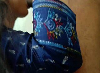 इंडियन मुस्लिम लड़की स्टेपब्रदर से पहली हार्डकोर चोदाई का अनुभव करती है