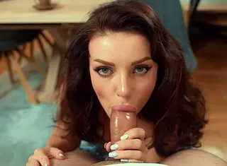 Caught Cute Stepmom Masturbating Then Fucked