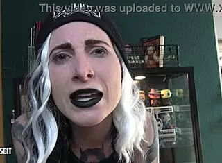 Exhibitionism challenge lou nesbit lia louise