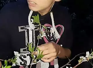 After Meeting In The Park, I Brought A Stranger Home For Intense Lesbian Sex And Orgasms.