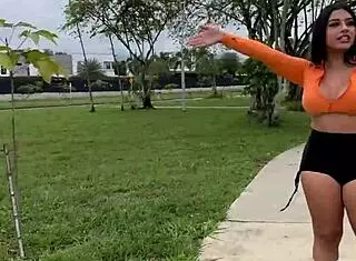 i reconected with thalia and we had a hard fuck in public with cum in her mouf