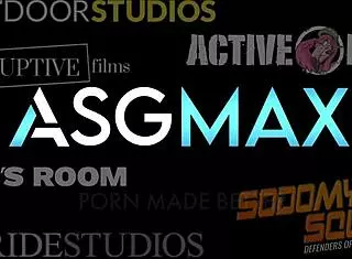 Hot jocks Jay Tee and Aiden Ward fight into rough gay banging