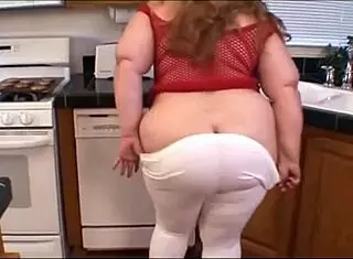 teasing my big bbw milf ass