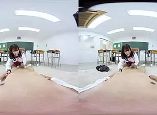 นักเรียนญี่ปุ่นสารภาพและเชื่อฟังคำสั่งสุดป่าเถื่อนในห้องเรียน!