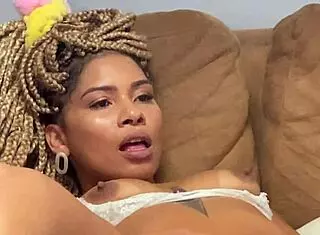 ebony babe teaching solo fun with toys