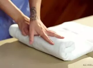 lesbian ex-lovers lena nicole and jojo kiss