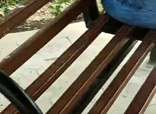 met a single mom at park, tricked her for cash sex! 😏