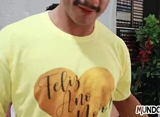 my friends repaid new year gifts with bareback threesome