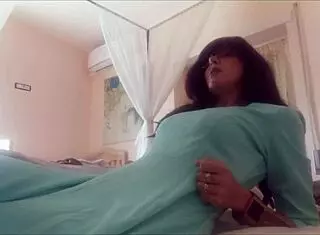 Smokin Hot Babe In Miniskirt Shows Ass Fetishly