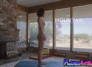 Naked skinny milf yoga trainer Daniella Smith works her lower body