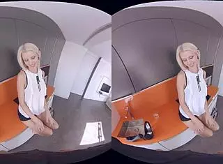 Virtual Real Porn Com Features Doorbell Seller in 3D