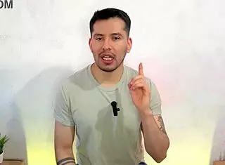 Boss Twink Sucks In Coffee Shop