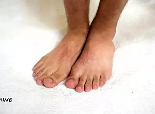 Massive feet of a sexy gay man in high definition
