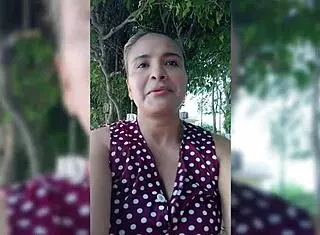 Interviewing beautiful Gina in suggestive setting.