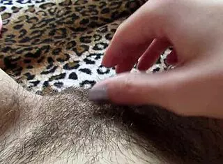 Hairy Girl With Nice Pussy Lips And Big Clit Masturbates With Hitachi