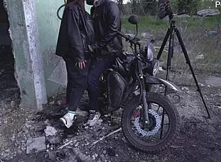 Russian milf gives blowjob at abandoned construction site