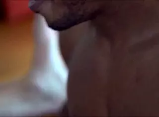 muscular hunk gets bareback blowjob and cumshot from bodybuilder in usa